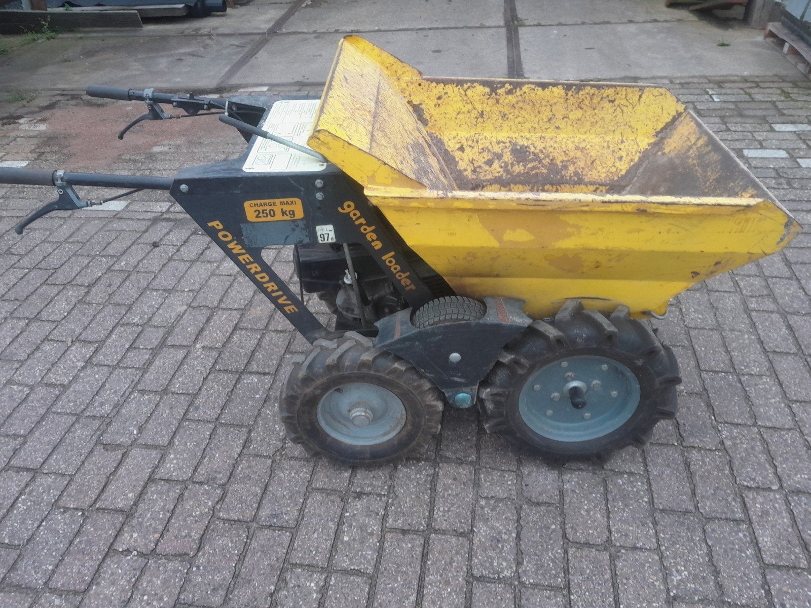 Muck_truck motor kruiwagen Honda benzine motor  4x4, Ophalen of Verzenden, Gebruikt