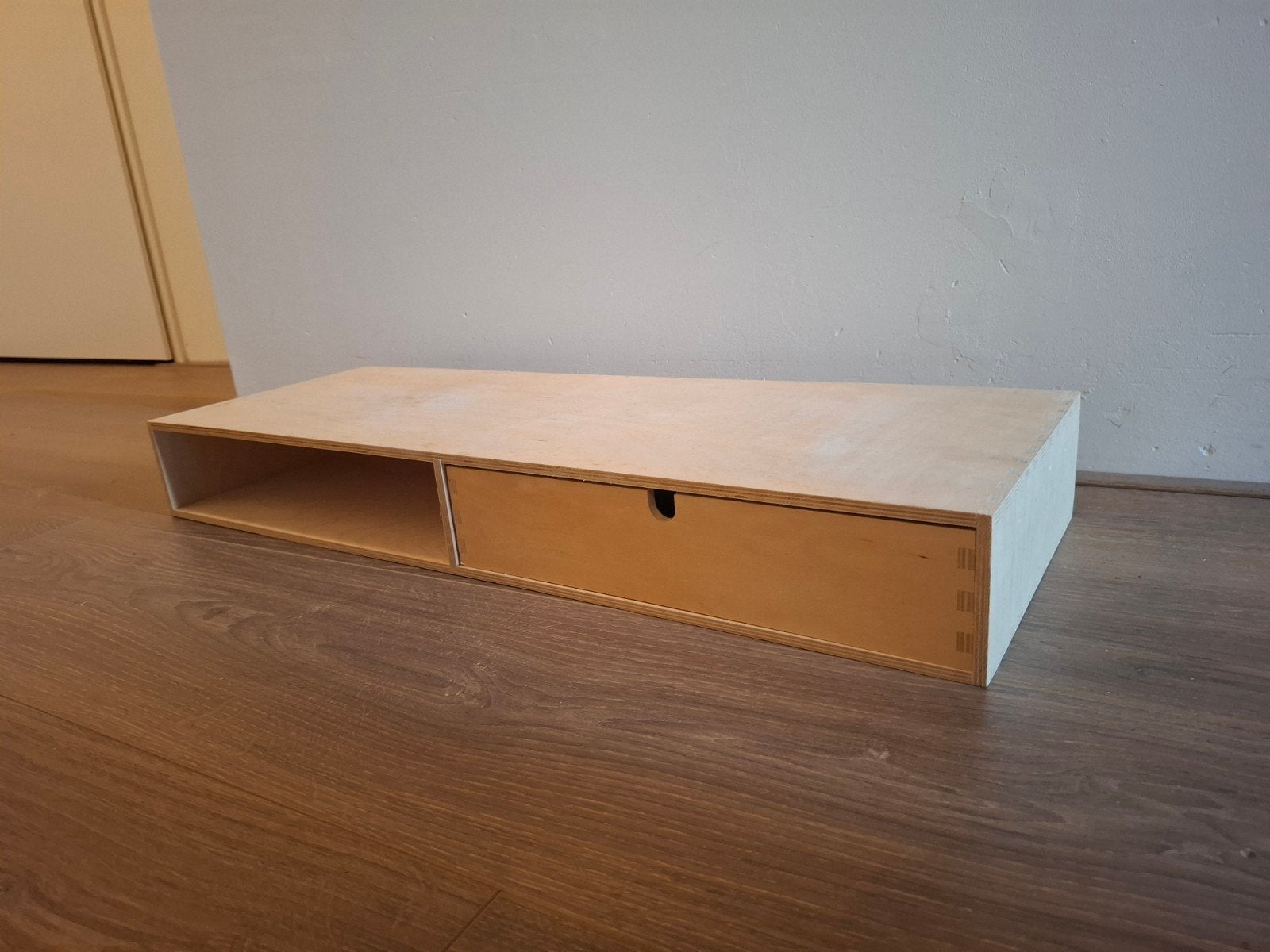 Houten ladeblok / monitorstandaard van berken multiplex, Ophalen, 1 of 2 laden, 50 tot 100 cm, Zo goed als nieuw