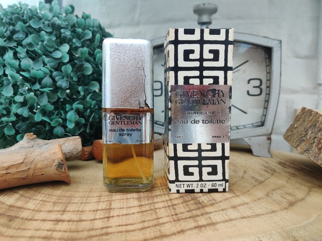 Givenchy Gentleman 60ml EDT sprayer - Eerste batch 1970's, Verzenden, Zo goed als nieuw