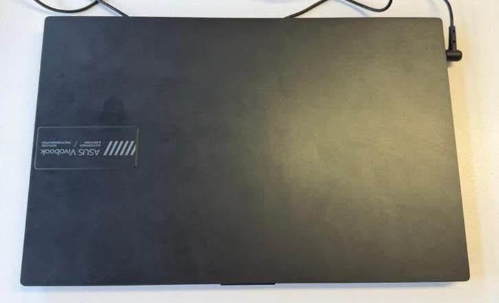 Asus Vivobook 15 E1504FA-NJ304W, Computers en Software, Windows Laptops, Zo goed als nieuw, 15 inch, Ophalen