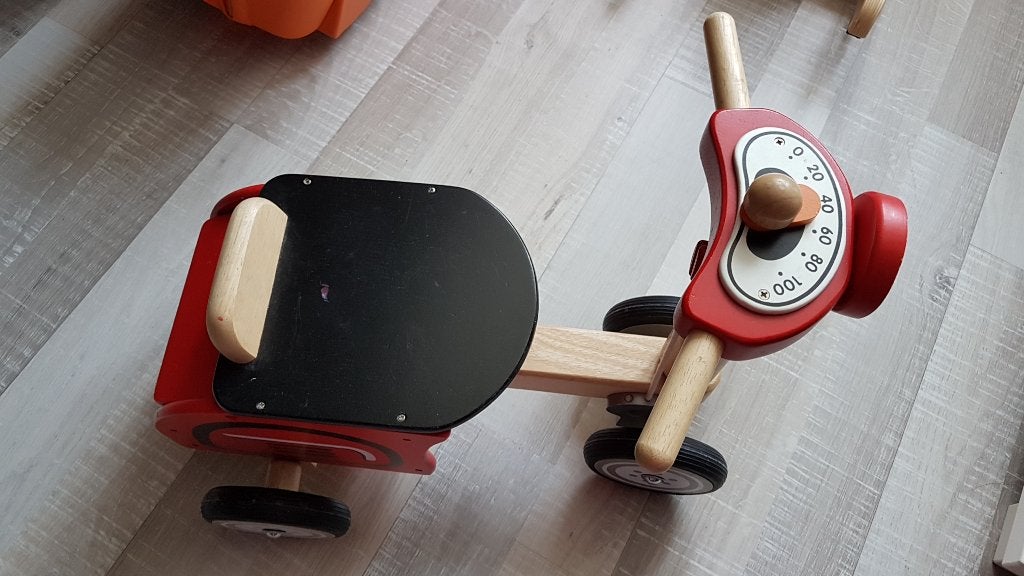 Leuke houten scooter, Ophalen, Gebruikt, Rij- of Hobbelspeelgoed