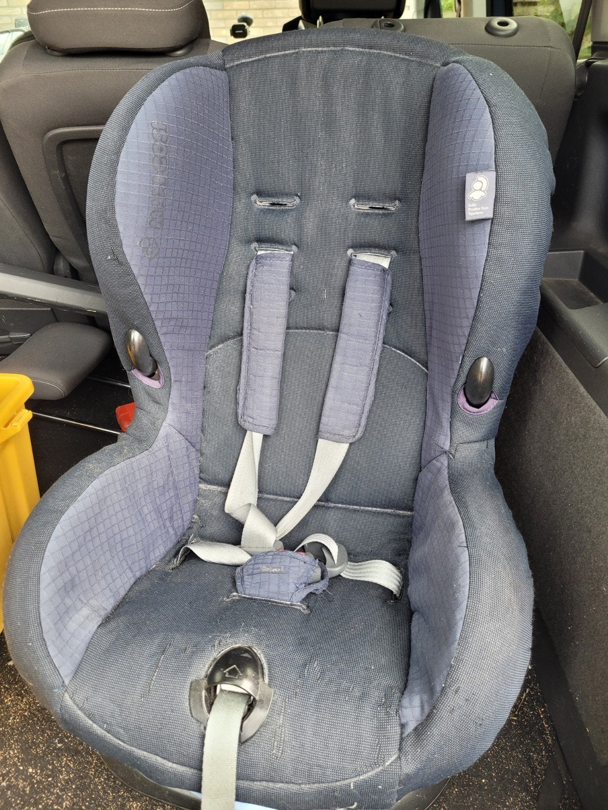 Gebruikt autostoeltje maxi cosi, Kinderen en Baby's, Autostoeltjes, Ophalen, Gebruikt, Maxi-Cosi, Autogordel