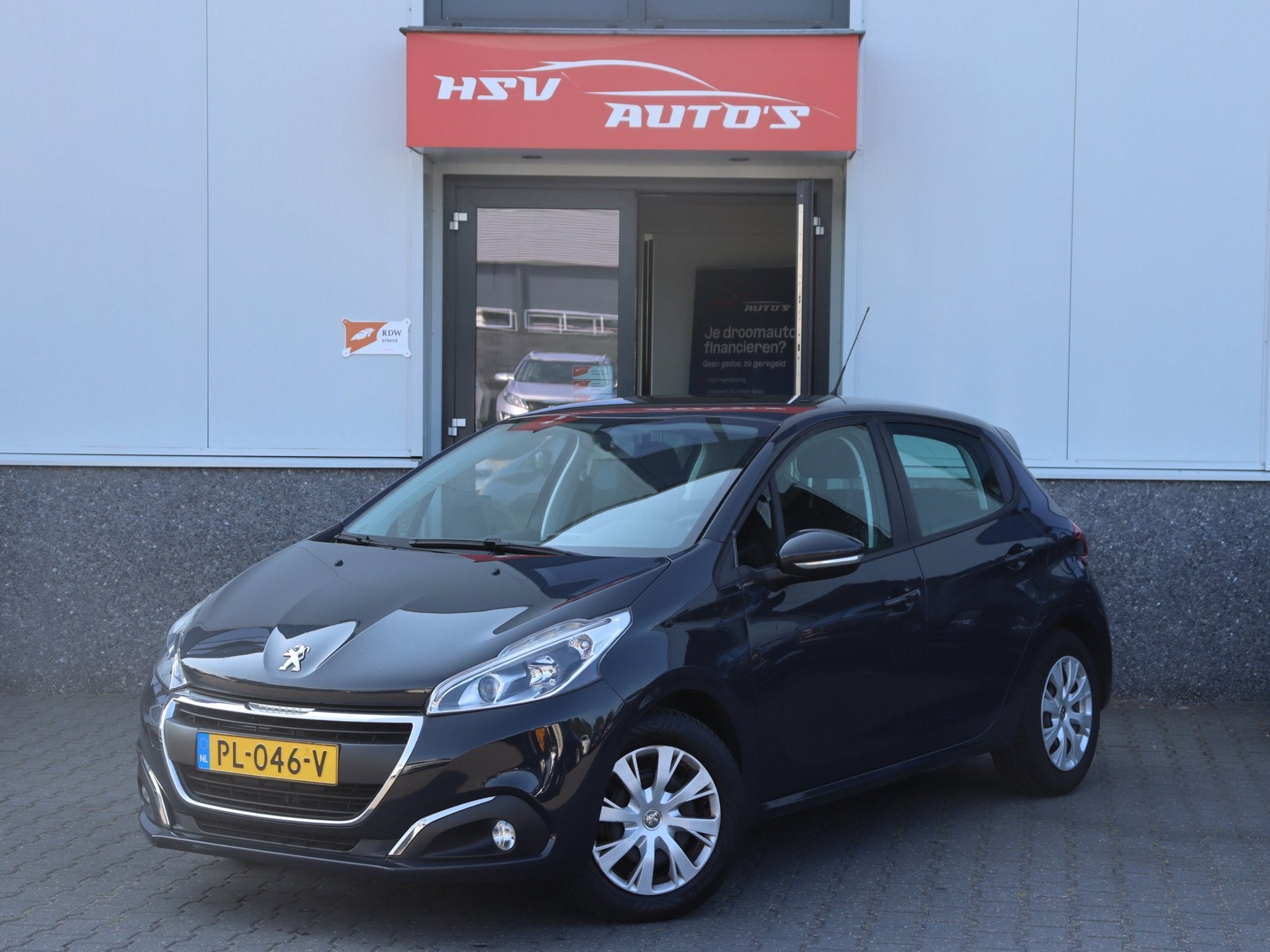 Peugeot 208 1.2 PureTech Blue Lion navi airco *98.000km*, Voorwielaandrijving, Gebruikt, 1199 cc, 82 pk
