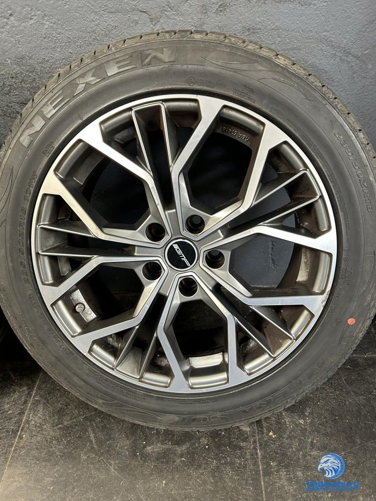 6.5mm! Renault Trafic Opel Vivaro 18 inch antraciet GMP Mati, 18 inch, -, -, Banden en Velgen