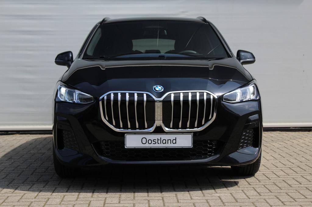 BMW 2 Serie Active Tourer 225e xDrive M Sport Automaat / Tre, Automaat, 1800 kg, Zwart, 38 km/l