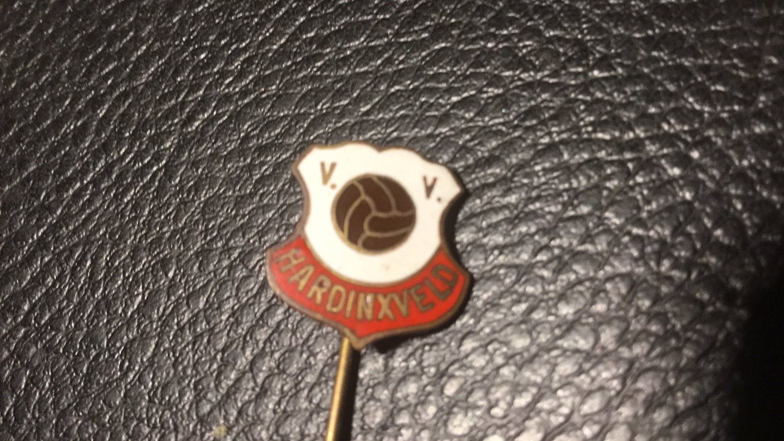 Voetbalspeld VV Hardinxveld, Verzamelen, Ophalen of Verzenden, Zo goed als nieuw, Sport, Speldje of Pin
