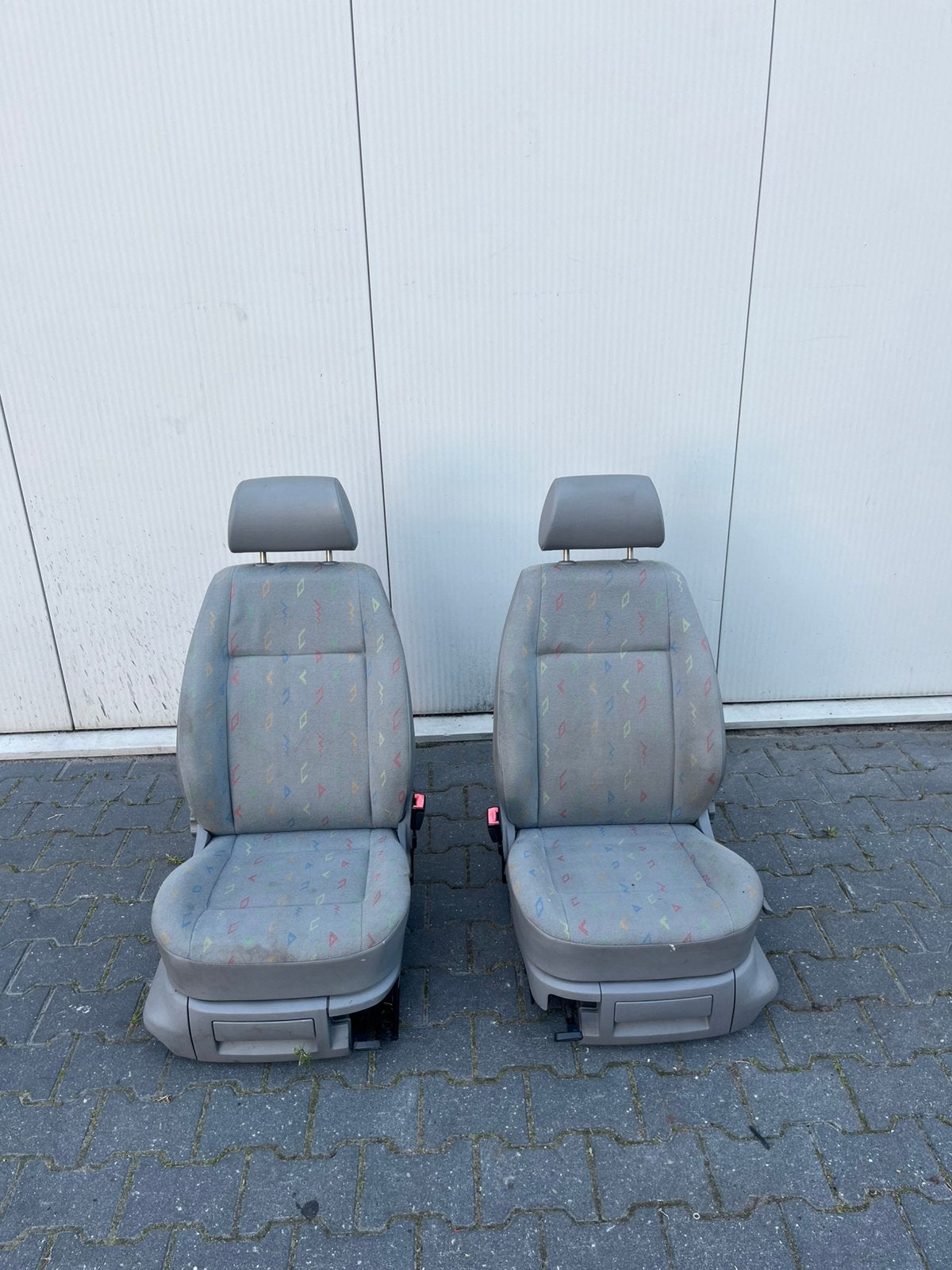 Caddy voorstoelen (links en rechts) 210, Auto-onderdelen, Ophalen of Verzenden, Gebruikt, Volkswagen