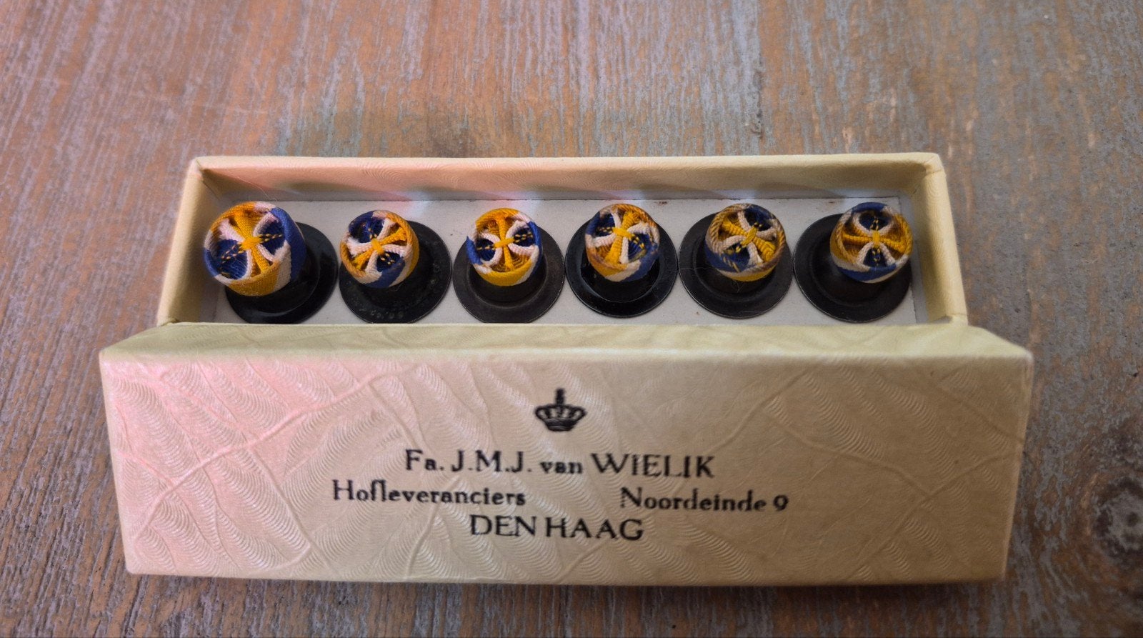 Draaginsigne Officier orde van Oranje Nassau, Overige materialen, Minder dan 4 cm, Oranje, Ophalen of Verzenden