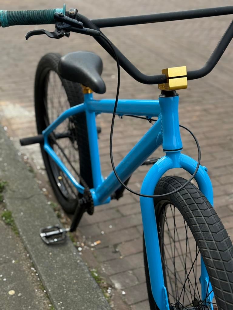 Maniacc flyer SE Bike 2023 Wheelie Bike, Fietsen en Brommers, Fietsen | Crossfietsen en BMX, Gebruikt, 24 inch of meer, Aluminium