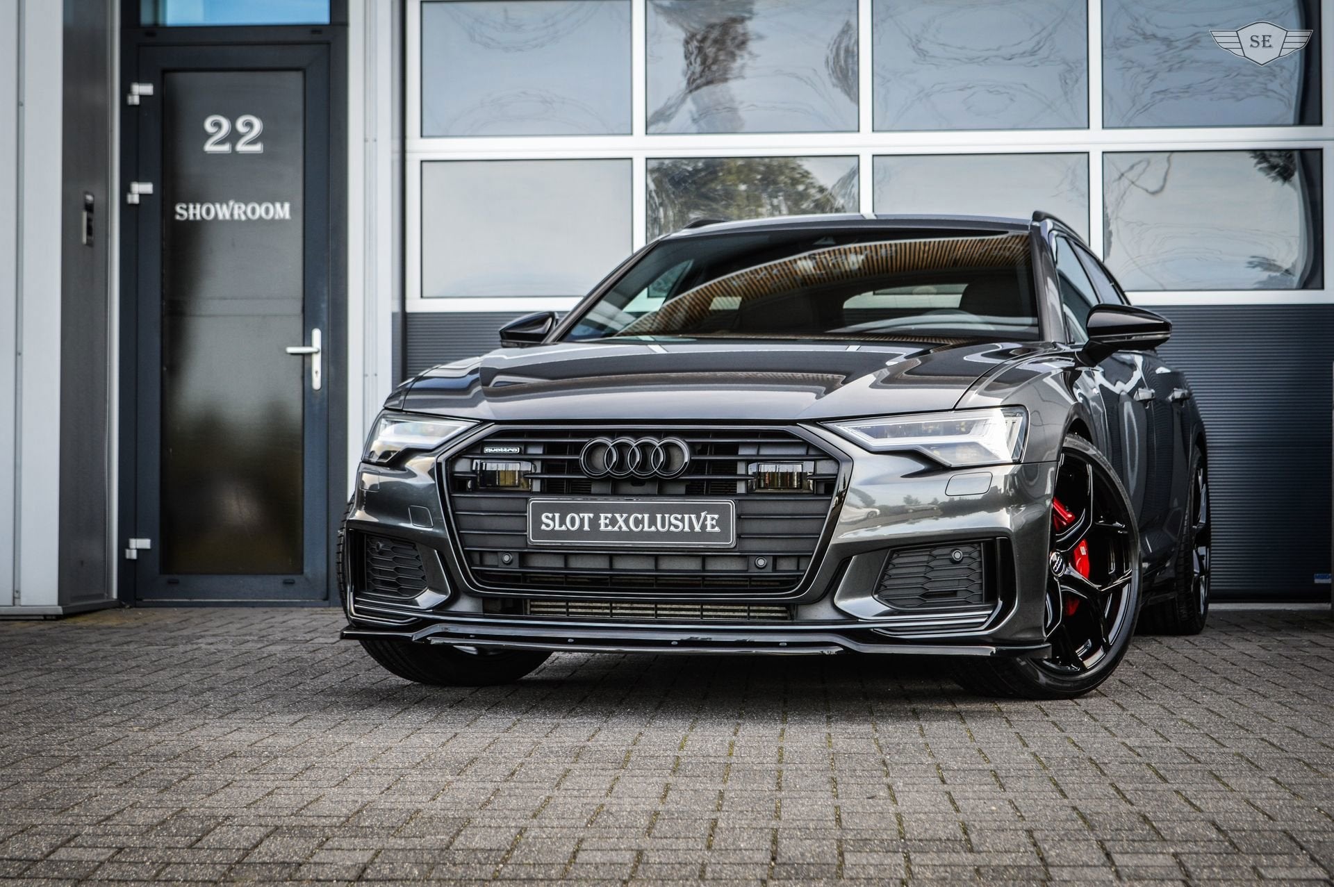 Audi A6 Avant 55 TFSIe|QUATTRO|S-LINE|ACC|MATRIX|STUURVERWAR, Auto's, Automaat, Dealer onderhouden, Gebruikt, Zwart