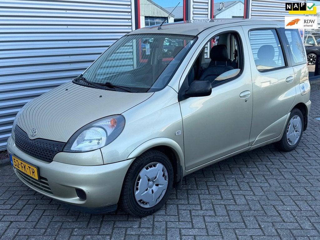 Toyota Yaris Verso 1.3-16V VVT-i Luna E Airco nieuwe APK, Voorwielaandrijving, 1299 cc, 86 pk, 4 cilinders