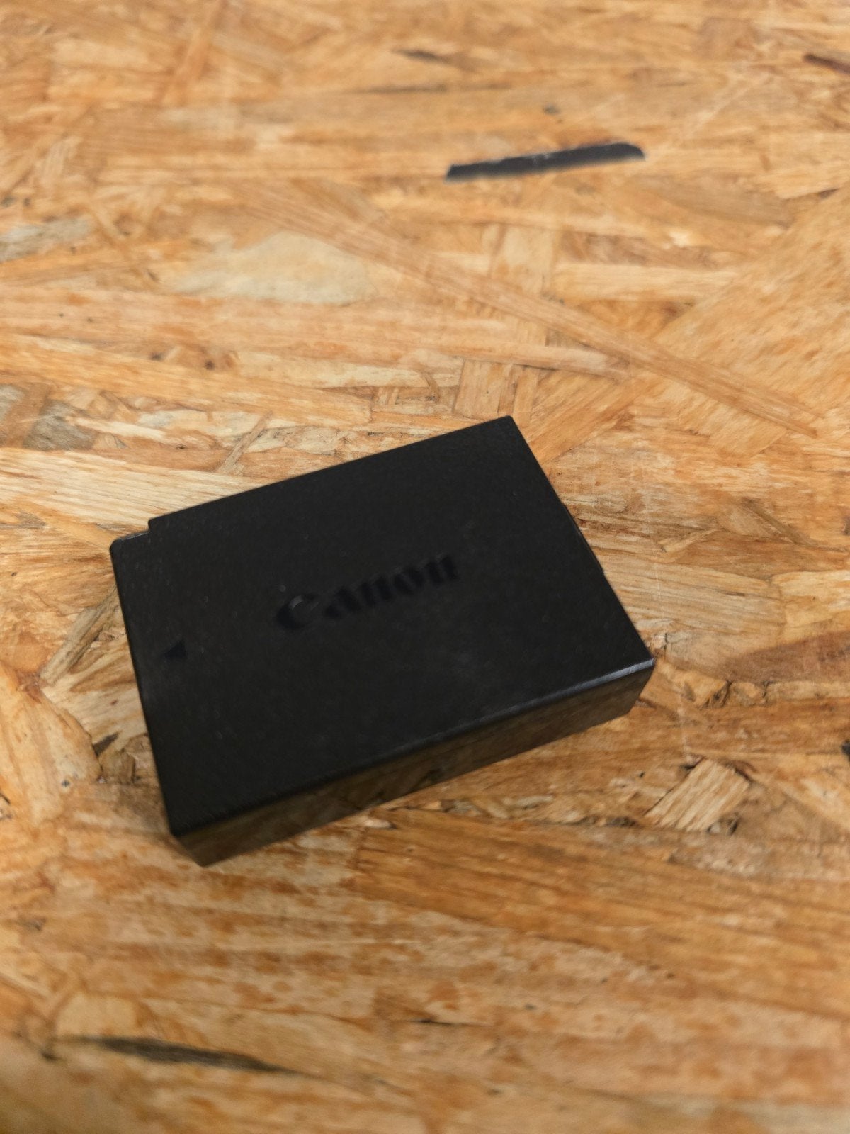 Canon LP-E10 Accu - 4 stuks beschikbaar, Ophalen of Verzenden, Gebruikt