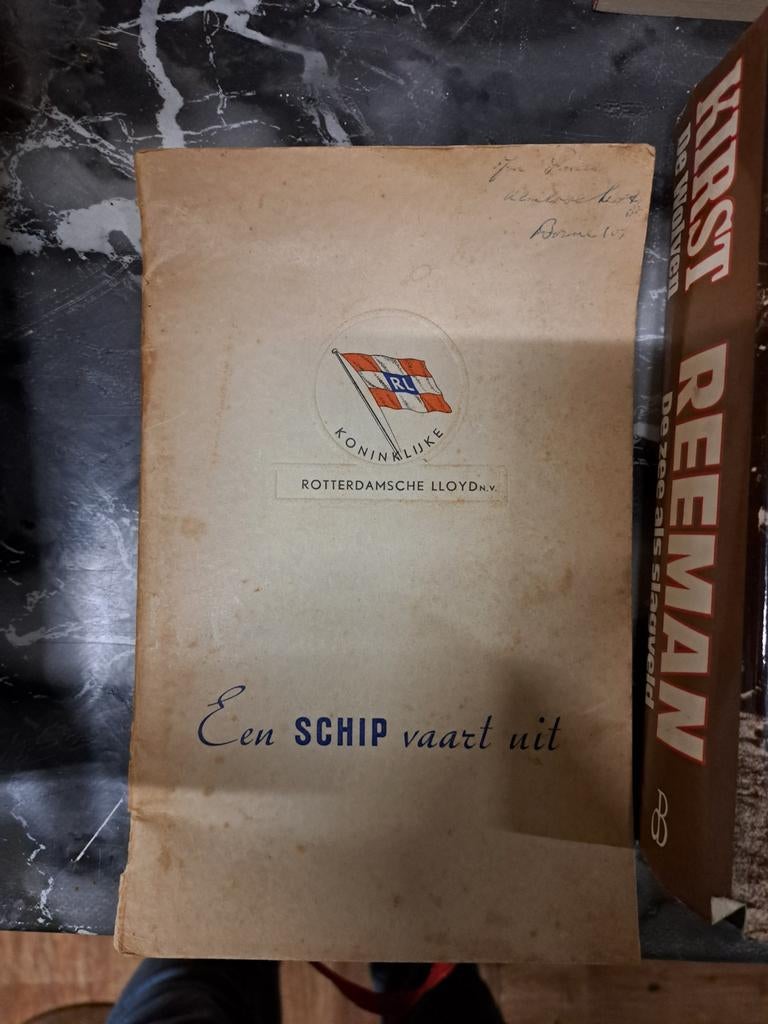 Een schip vaart uit, Ophalen of Verzenden, Boot