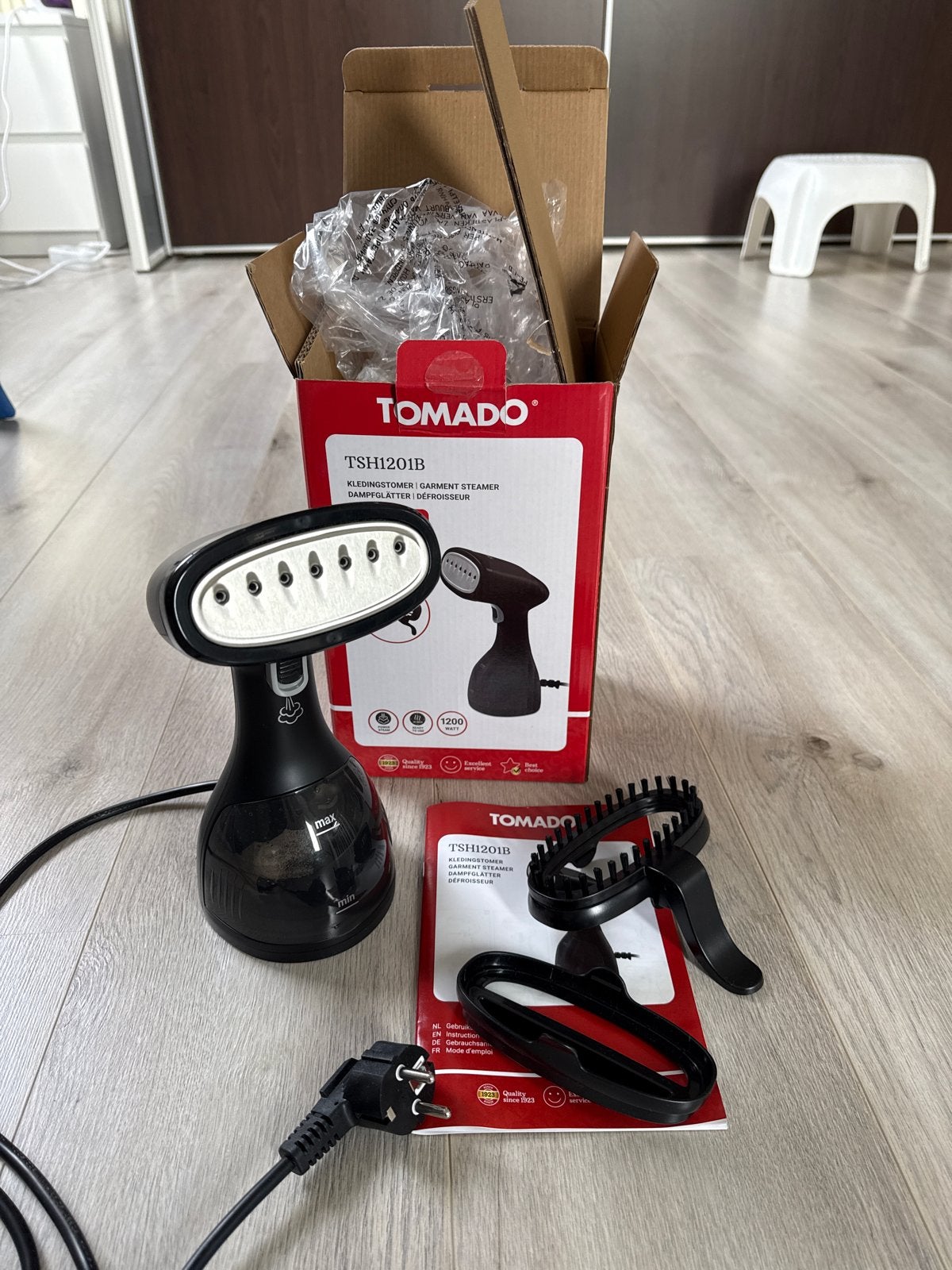 Tomado TSH1201B Kledingstomer - Zo goed als nieuw, Ophalen, Zo goed als nieuw