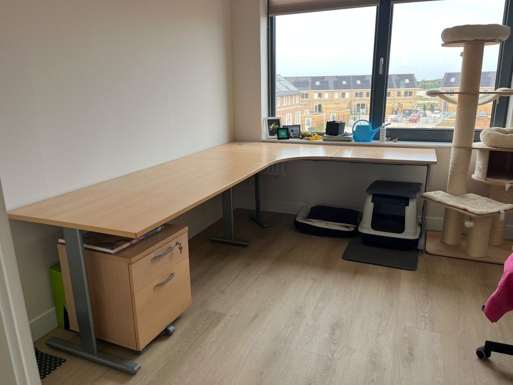 Grenen Buro, verstelbaar (260 x 200 cm) incl Ladekast, Huis en Inrichting, Ophalen, Gebruikt, In hoogte verstelbaar, Spaanplaat of MDF