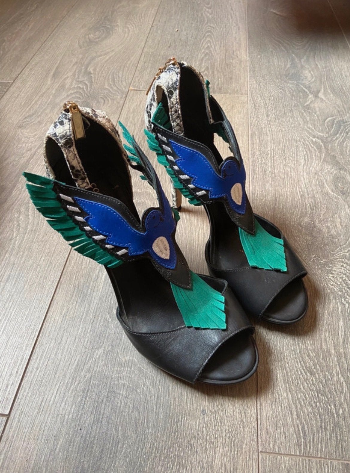 Cosmoparis vogel pumps maat 39 Leer, Kleding | Dames, Schoenen, Pumps, Zwart, Ophalen of Verzenden, Zo goed als nieuw