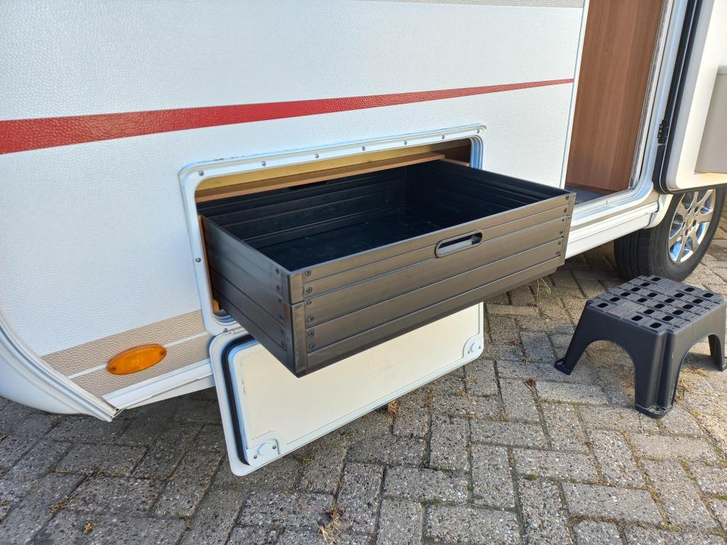LMC Passion 440 D VT-Isabella Vloerverwarm, Caravans en Kamperen, Rondzit, Overige typen, Bedrijf, Schokbreker