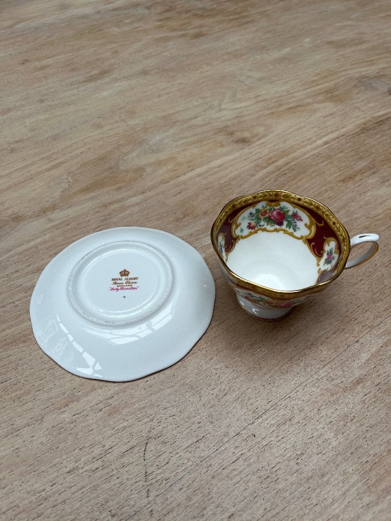 KOP & SCHOTEL ROYAL ALBERT “LADY HAMILTON”, Overige merken, Klassiek, Ophalen of Verzenden, Zo goed als nieuw
