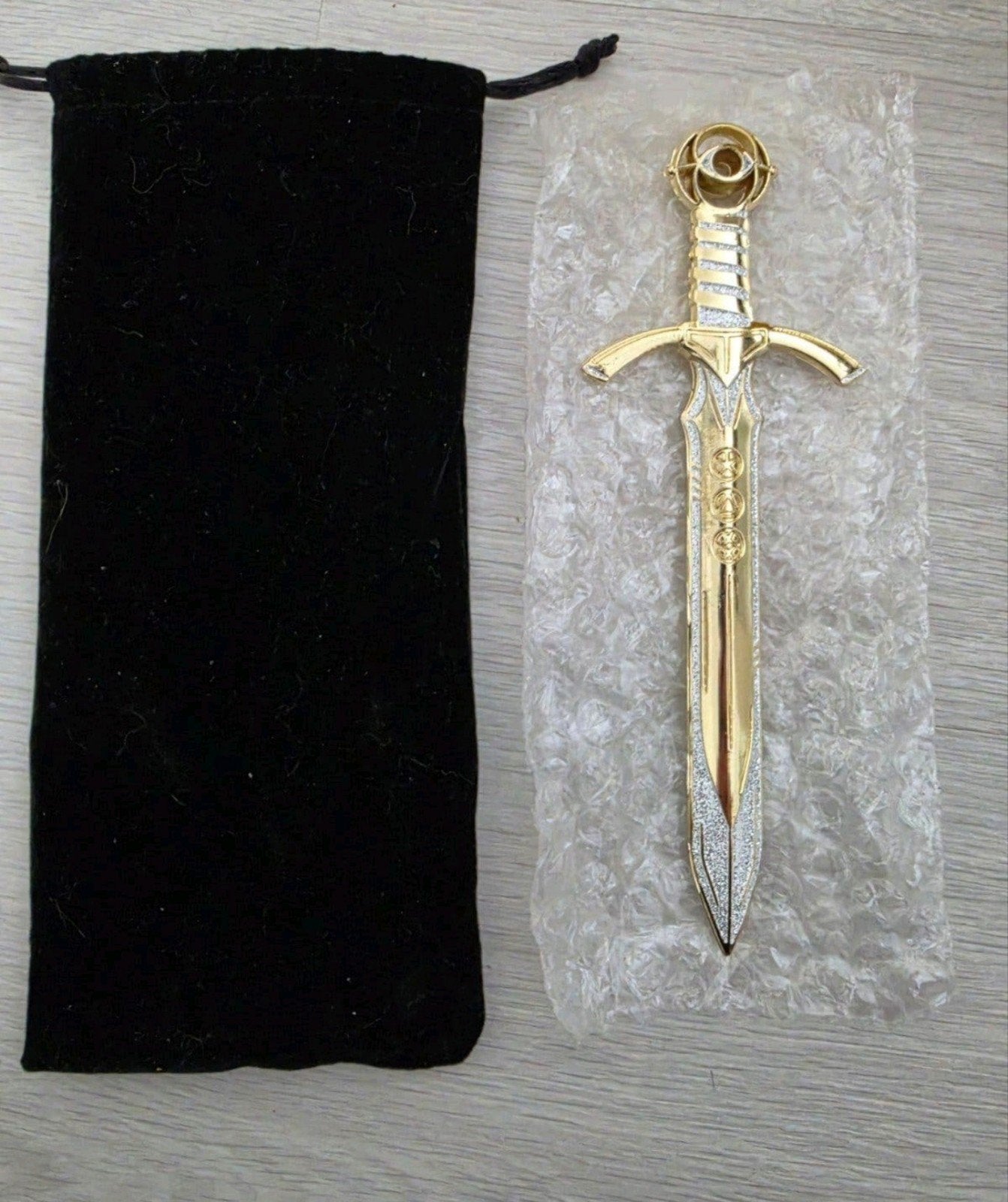 Damaris, Sword of Truth, Throne of Glass, Sarah J. Maas, Verzamelen, Ophalen, Nieuw