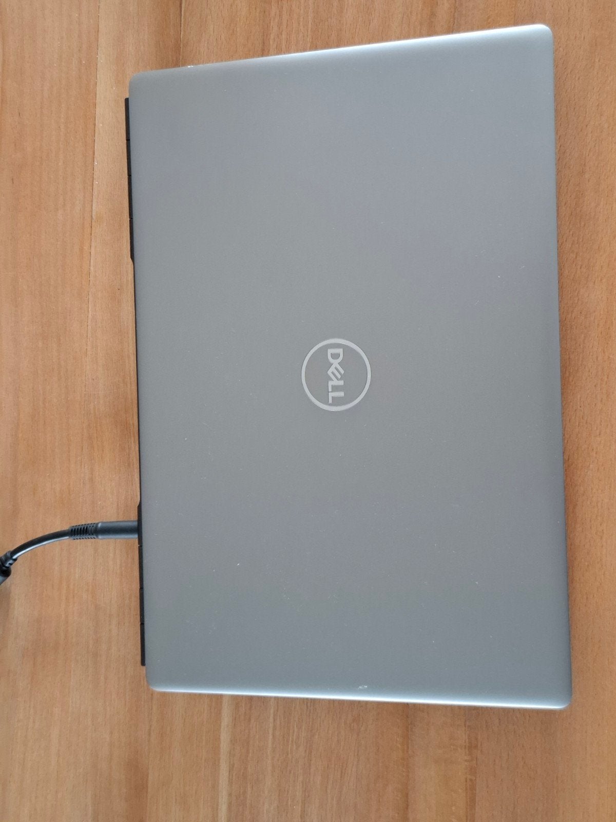 Dell Precision 7560, Gebruikt, Met videokaart, 2 tot 3 Ghz, Intel Xeon
