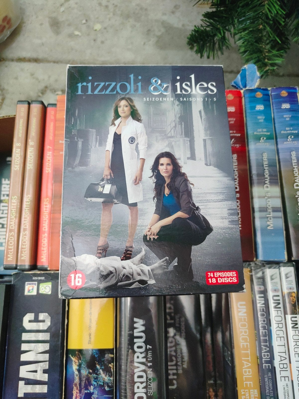Rizzoli & Isles Seizoen 1-5 DVD Boxset, Spaans, Vanaf 16 jaar, Ophalen of Verzenden, Zo goed als nieuw