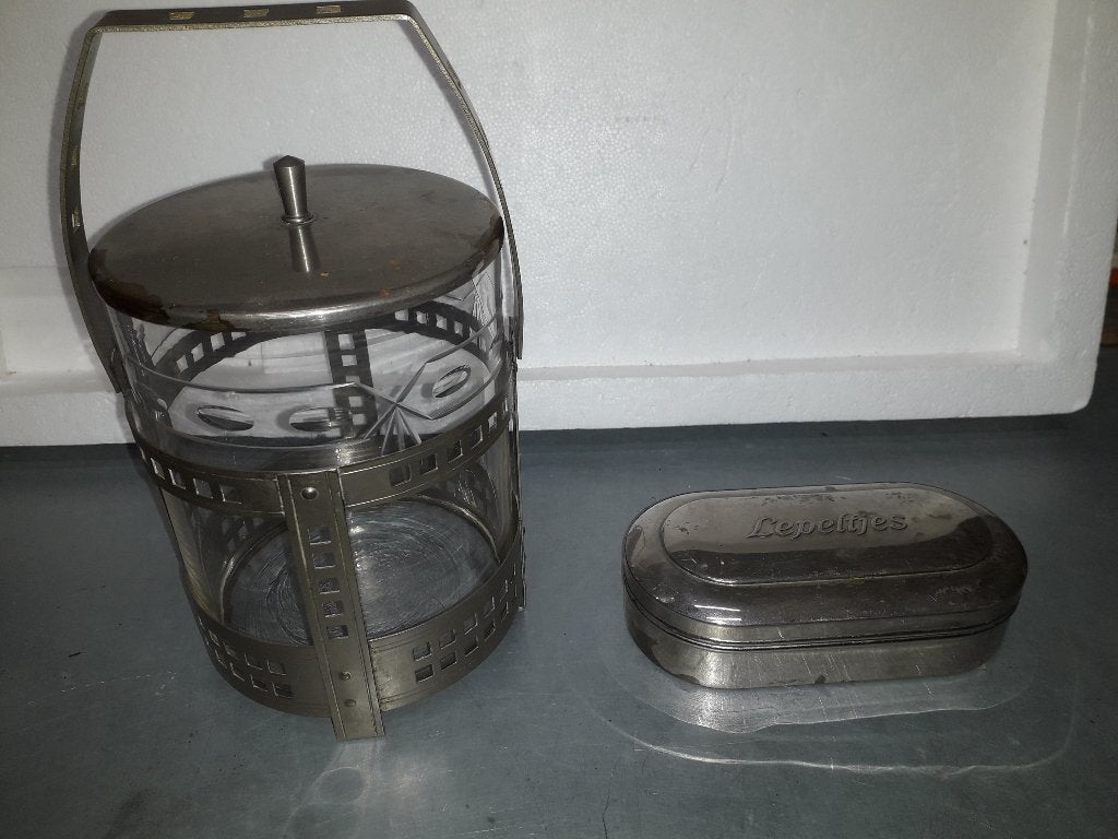 ANTIEKE ART DECO KOEKPOT + ART DECO LEPELDOOS I.Z.G.STAAT, Antiek en Kunst, Ophalen of Verzenden