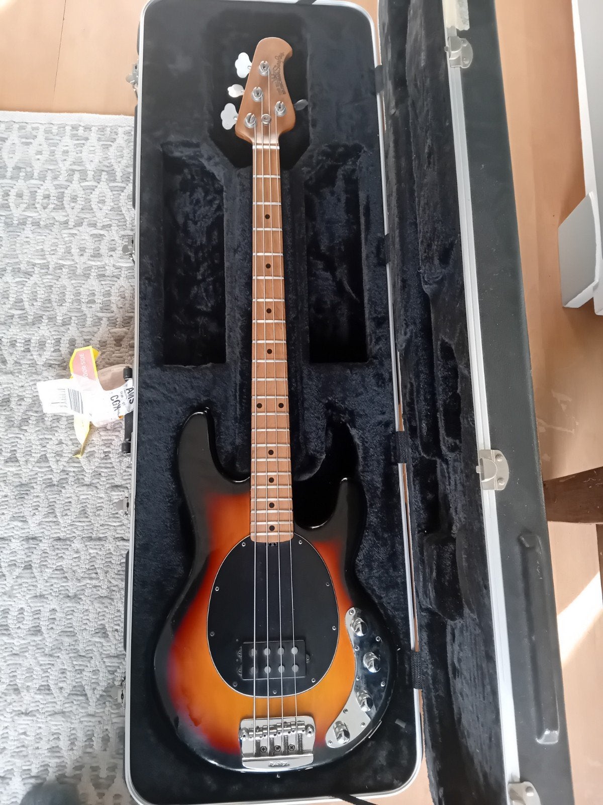 Music Man StingRay 3 EQ H Basgitaar - Vintage Sunburst, Ophalen of Verzenden, Gebruikt, Elektrisch