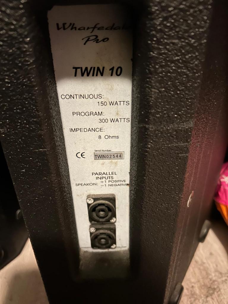 Wharfedale pro twin 10 speakers 2x, Ophalen of Verzenden, Gebruikt, Minder dan 500 watt, P.A.