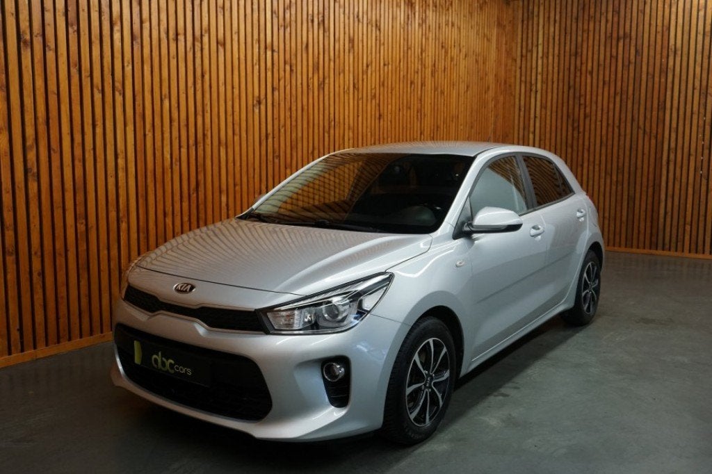 Kia RIO 1.0 TGDI COMFORTPLUSLINE NAVIGATOR, Auto's, Startonderbreker, Gebruikt, Met garantie (alle), Handgeschakeld