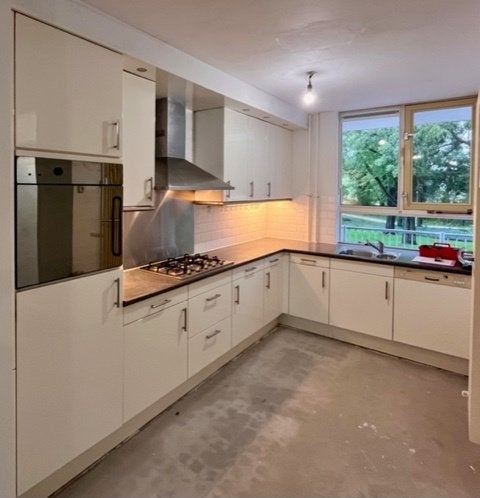 Witte hoekkeuken incl. inbouwapparatuur, Huis en Inrichting, Ophalen, Gebruikt, Wit, Hoekkeuken