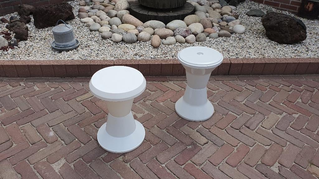 Space age Tam Tam Krukjes (2 stuks), Ophalen, Zo goed als nieuw, Kunststof