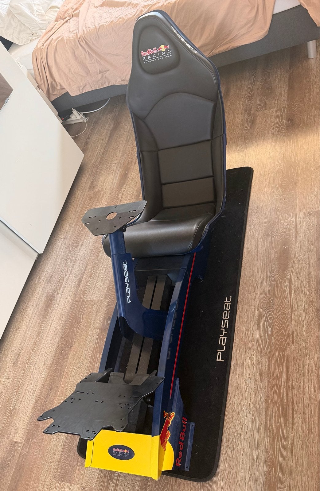 Playseat Redbull Racing F1 Simulator Stoel + Mat, Spelcomputers en Games, Ophalen, Zo goed als nieuw