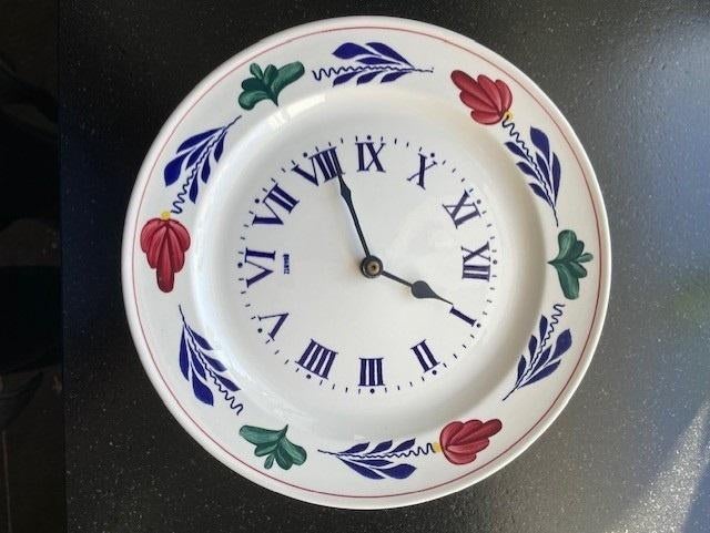 Boerenbont klok, Ophalen of Verzenden, Zo goed als nieuw, Analoog, Wandklok