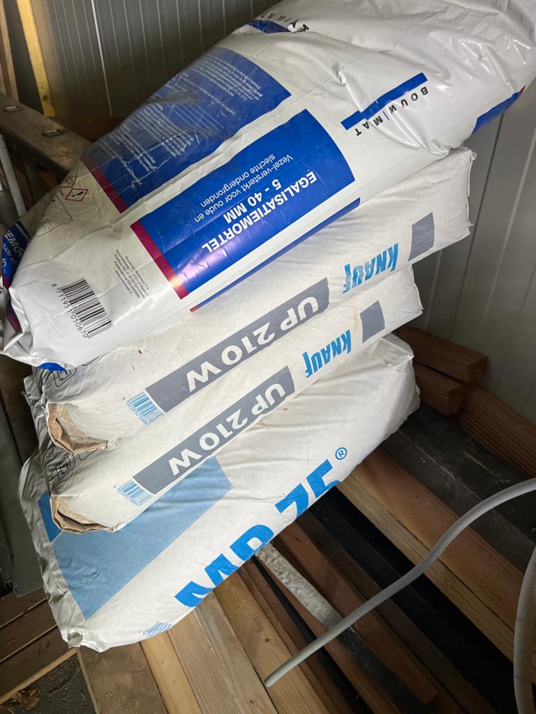 Egalisatiemortel, Knauf UP210W en MP75 - Bouwmaterialen, Ophalen, Nieuw