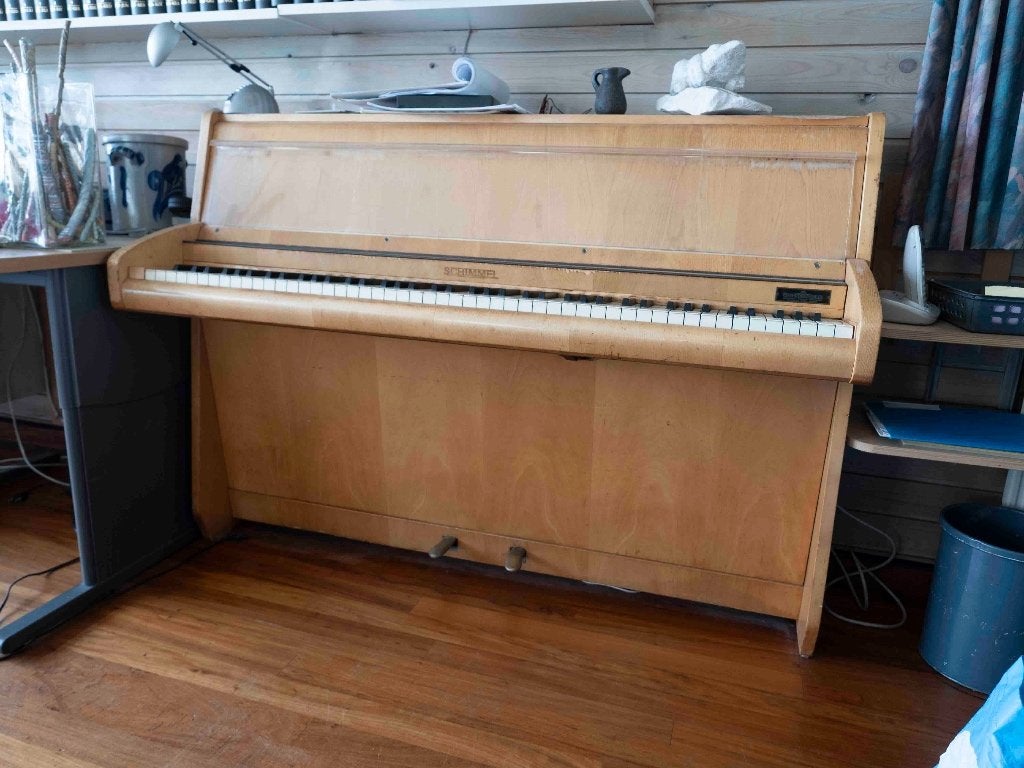 gratis afhalen: Schimmel piano, Muziek en Instrumenten, Piano's, Ophalen, Gebruikt, Bruin, Piano