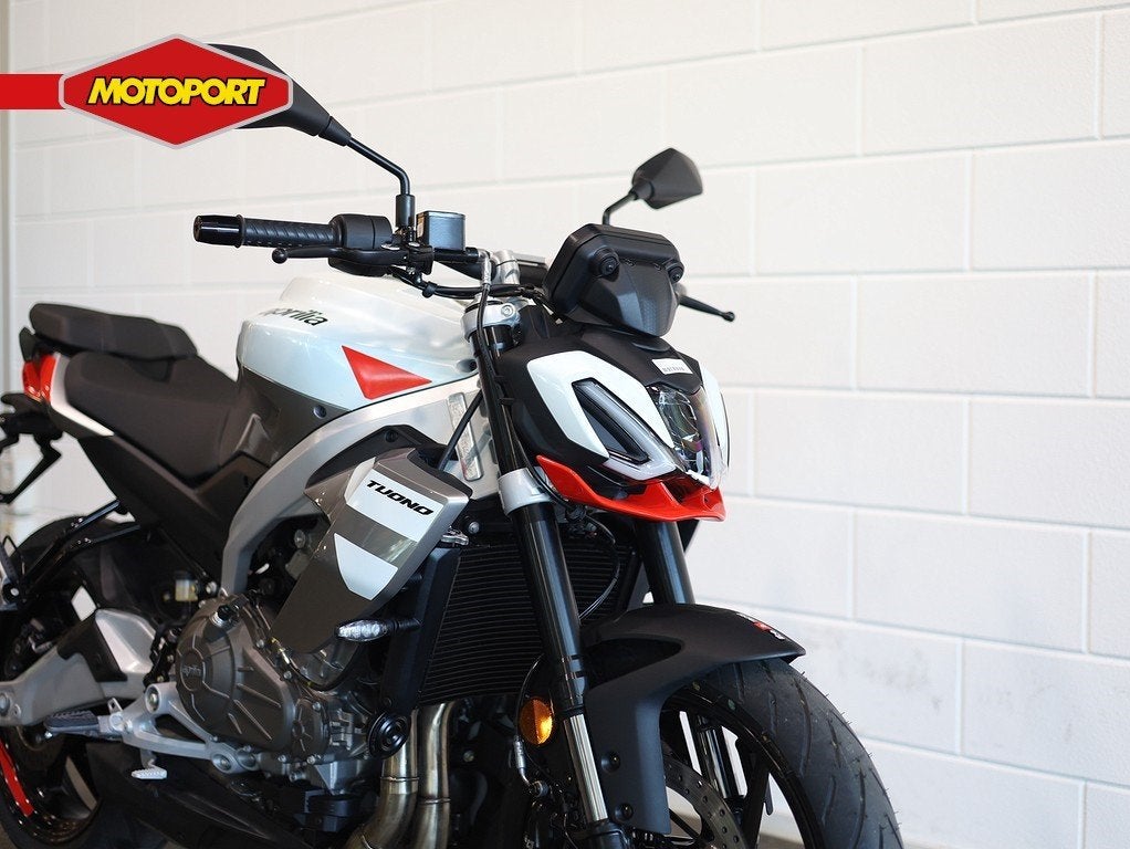 Aprilia Tuono 457 (bj 2026), Verkoop@piaggio.nl, Piaggio & C .s.p.a., Viale Rinaldo Piaggio 25
56025  Pontedera, IT, Nieuw