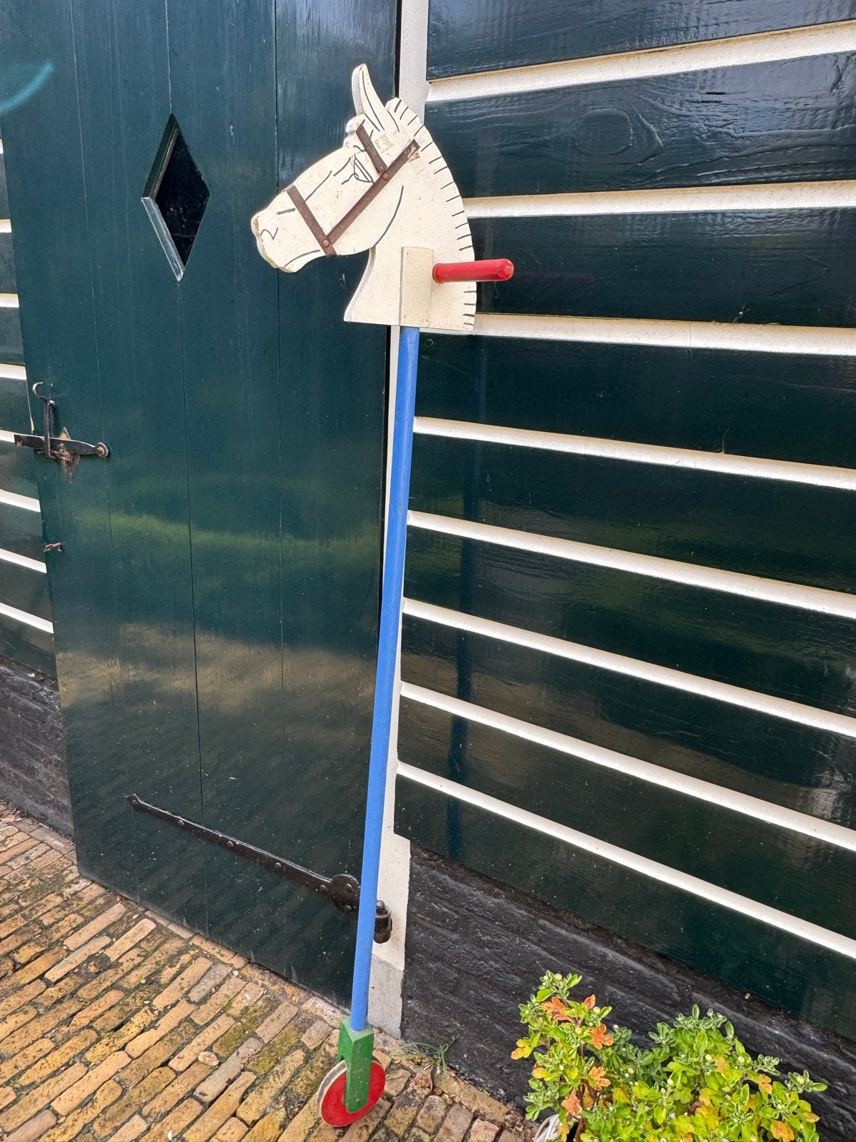 Houten stokpaardje met wielen, Ophalen, Gebruikt, Duwvoertuig