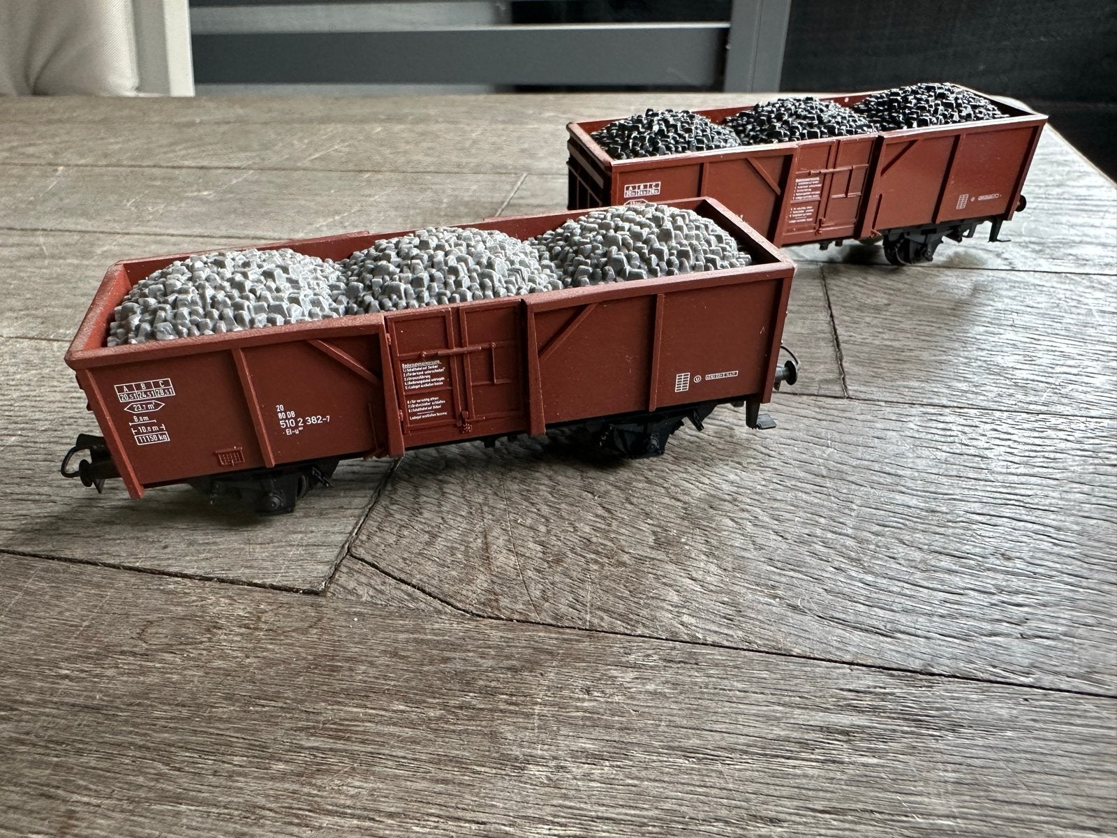 Märklin wagons met lading (2 stuks), Wisselstroom, Gebruikt, Wagon, Ophalen of Verzenden