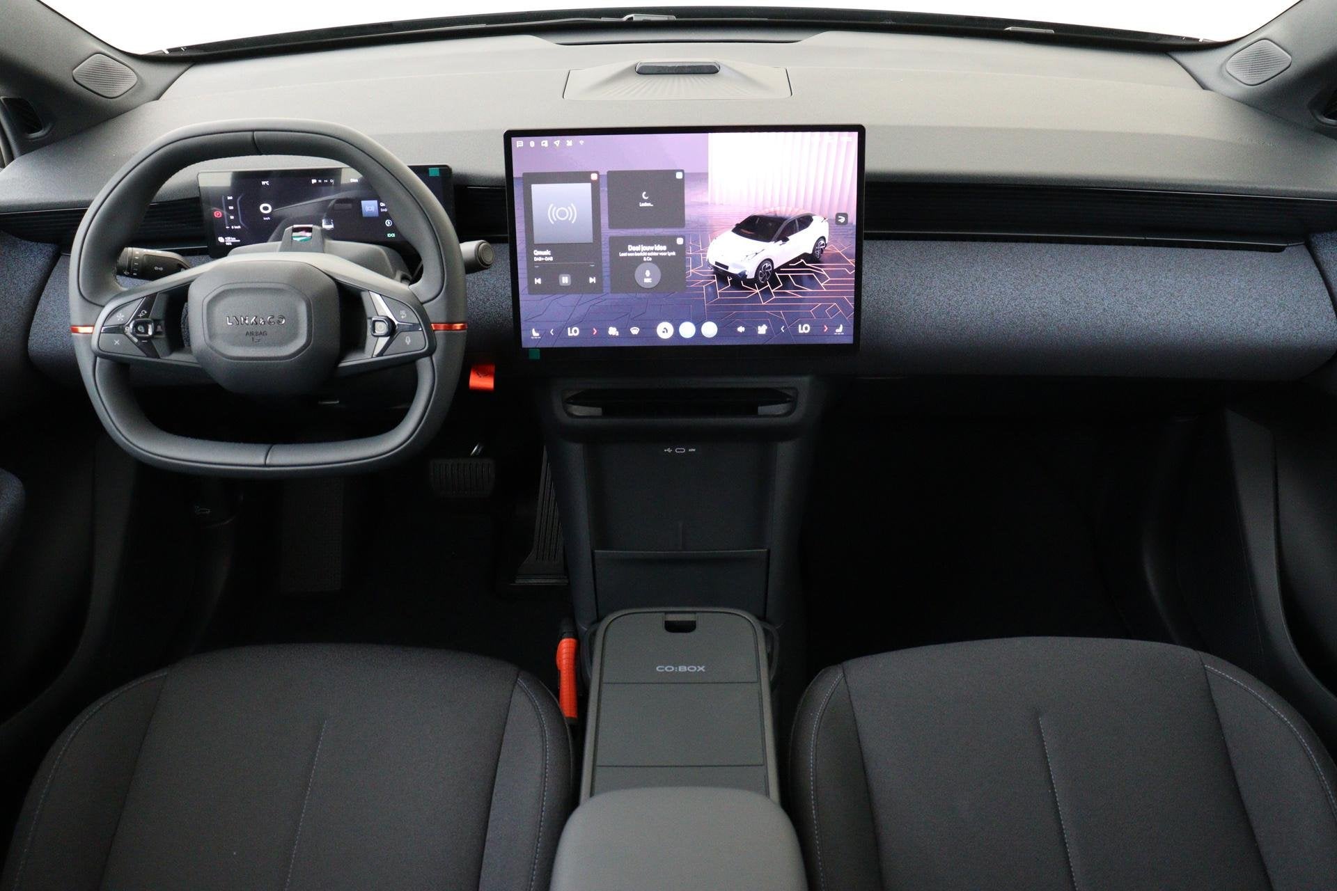 Lynk & Co 02 BUSINESS EDITION 66 kWh *NIHAM | OFFICIEEL LYNK, Auto's, Automaat, 12 maanden, Achterwielaandrijving, Zwart