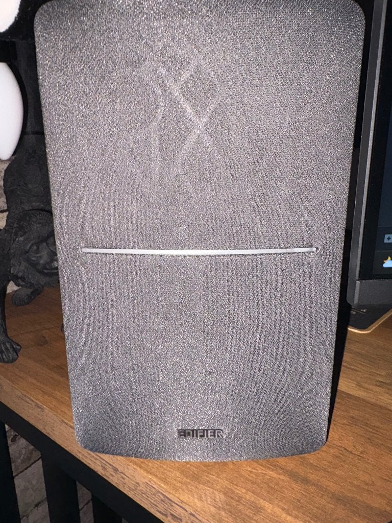Edifier Studio speakers (ZSM), Audio, Tv en Foto, Afstandsbediening, Zo goed als nieuw, Minder dan 60 watt, Boekenplank luidspreker