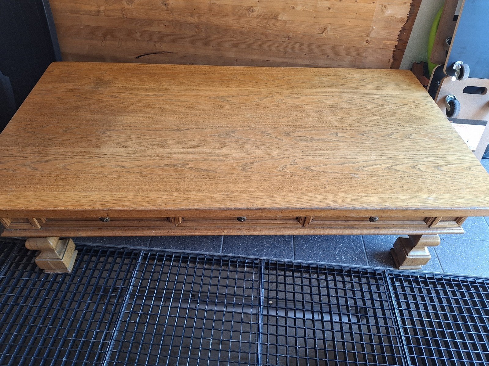 Klooster salon tafel gaat weg ivm verhuizing, 100 liter of meer, Ophalen, Gebruikt, Overige typen