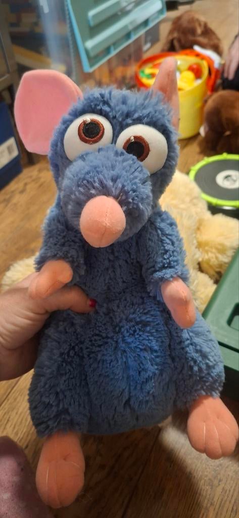 Ratatouille Remy Knuffel - Disneyland Paris Disney, Kinderen en Baby's, Speelgoed | Knuffels en Pluche, Muis, Disney, Disney, Blauw