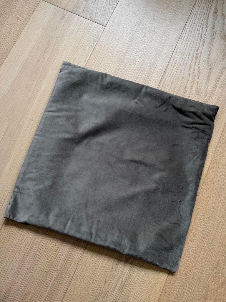 H&M Home sierkussenhoes, Huis en Inrichting, Ophalen of Verzenden, Zo goed als nieuw, Grijs, Vierkant