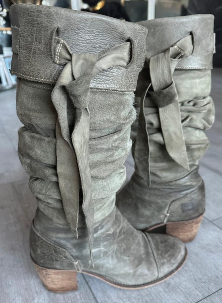 Walk in the park , army kleurige laarzen, leer/suede, 38, Hoge laarzen, Ophalen of Verzenden, Zo goed als nieuw, Groen