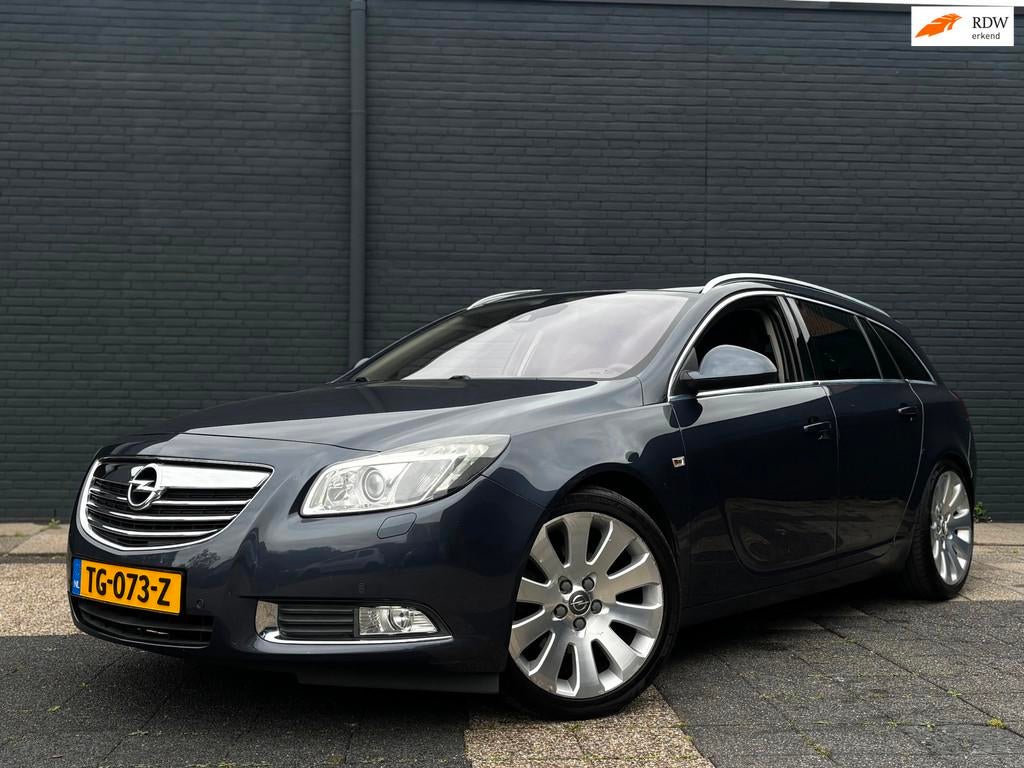 Opel Insignia Sports Tourer 1.6 T | Leder Interieur | Trekha, Auto's, Opel, Euro 5, Gebruikt, Zwart, 4 cilinders