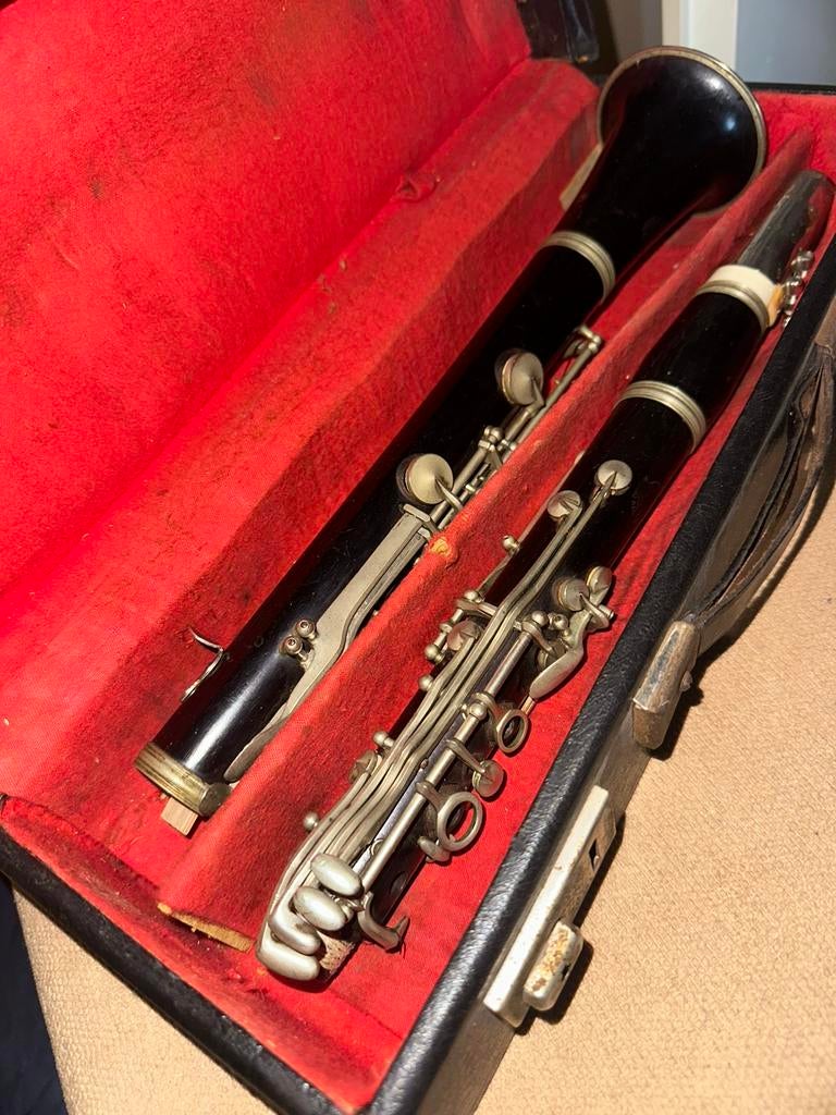 Vintage klarinet in originele koffer, Muziek en Instrumenten, Blaasinstrumenten | Dwarsfluiten en Piccolo's, Ophalen of Verzenden