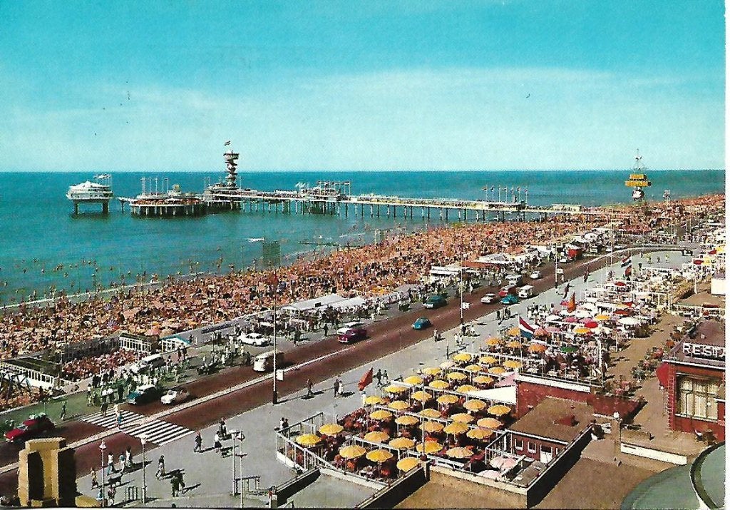 Scheveningen- -Boulevard met Pier., Verzenden, 1940 tot 1960, Gelopen, Zuid-Holland