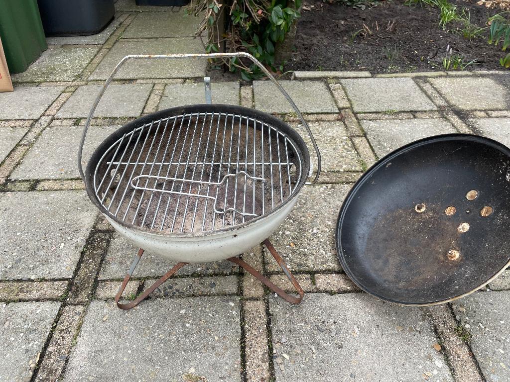 Witte Weber bbq, houtskool, Ophalen, Gebruikt, Weber