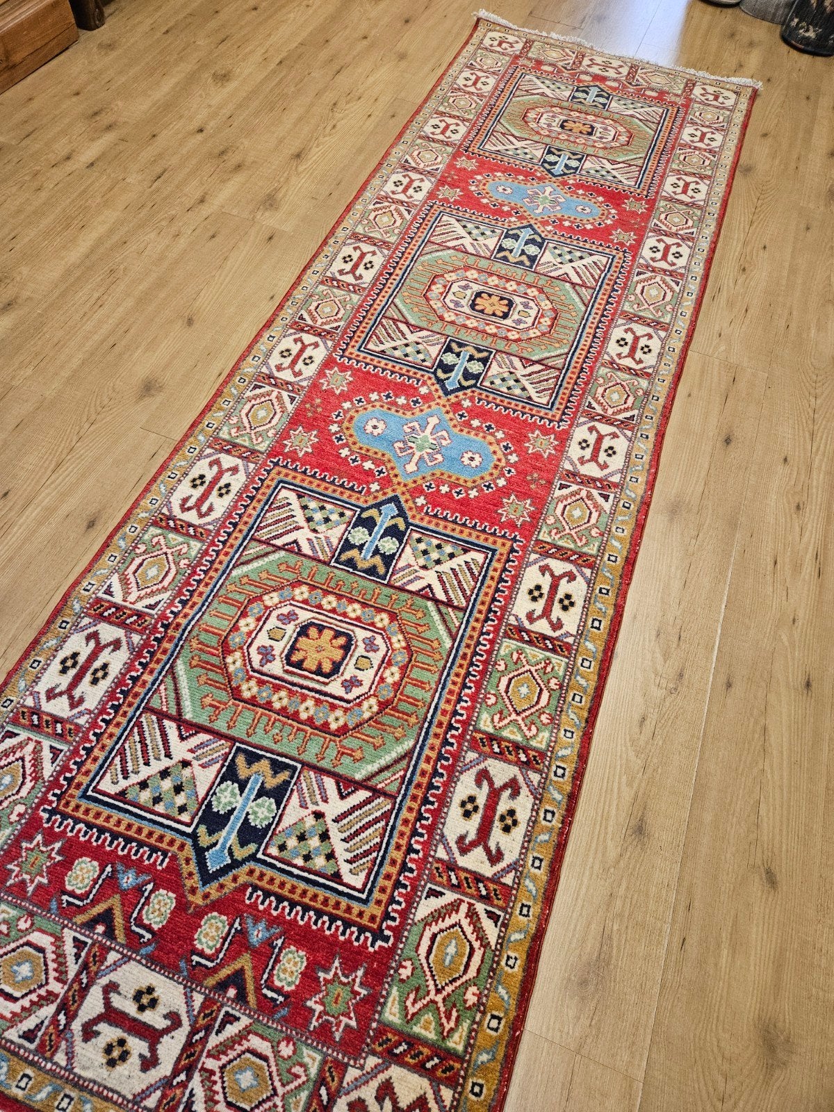 Handgeknoopt oosters tapijt loper kazak, geknoopt in afghani, Info@SlatsAntiek.nl, Crème, Perzisch, Vof Slats Antiek