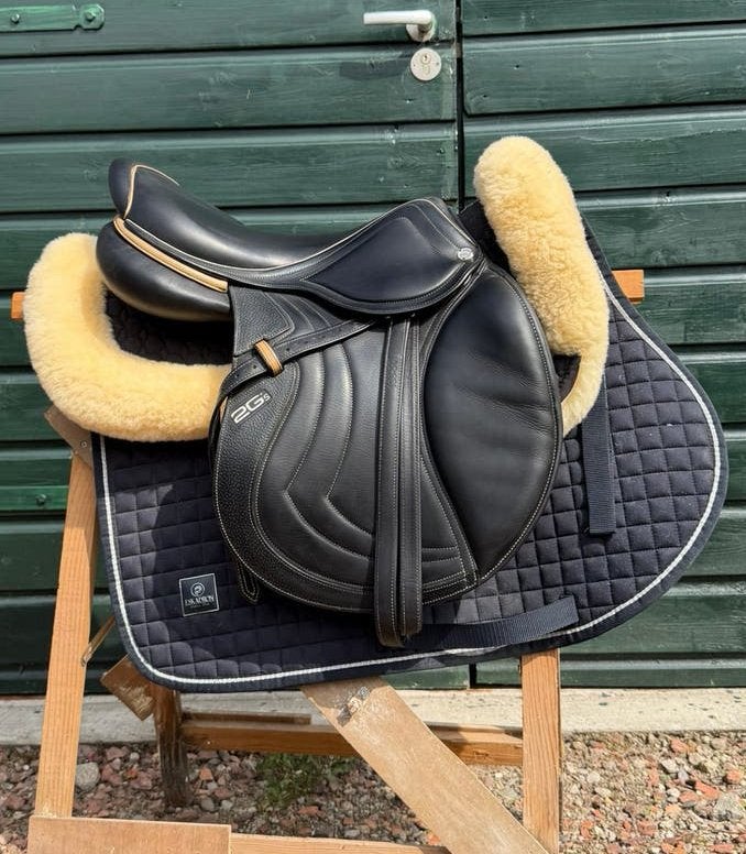 Zwart 17 inch cwd zadel 2gs mademoiselle, M (17 inch), Ophalen of Verzenden, CWD, Springen